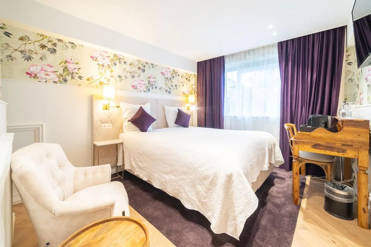 ****  Grand Hotel Normandy By Cw Hotel Collection Bruges Belgio